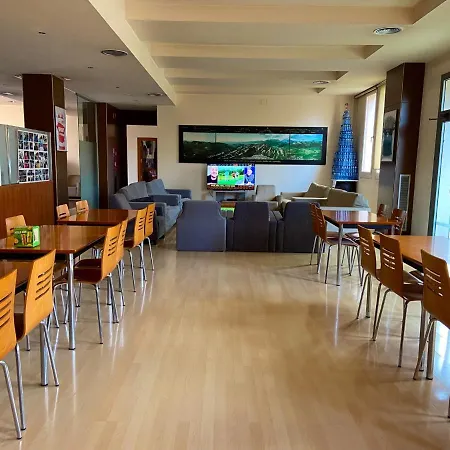 贝尔加公园酒店